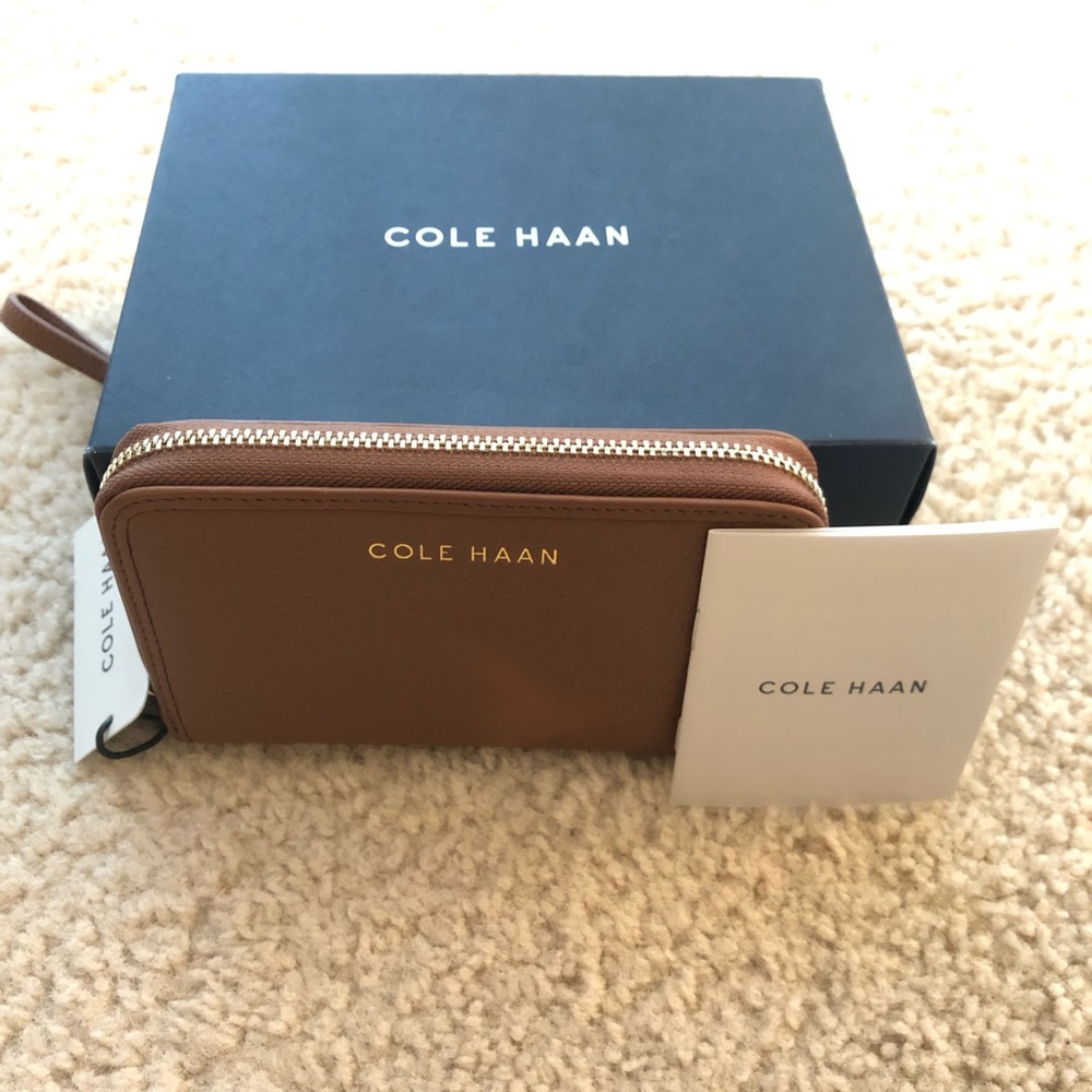 Cole Haan Woodbury Wristlet